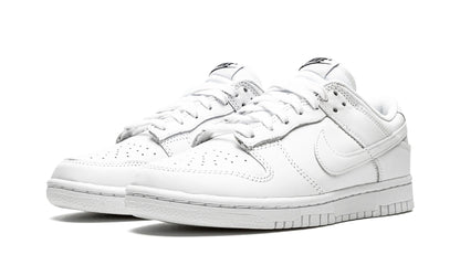 WMNS NIKE DUNK LOW 'TRIPLE WHITE'