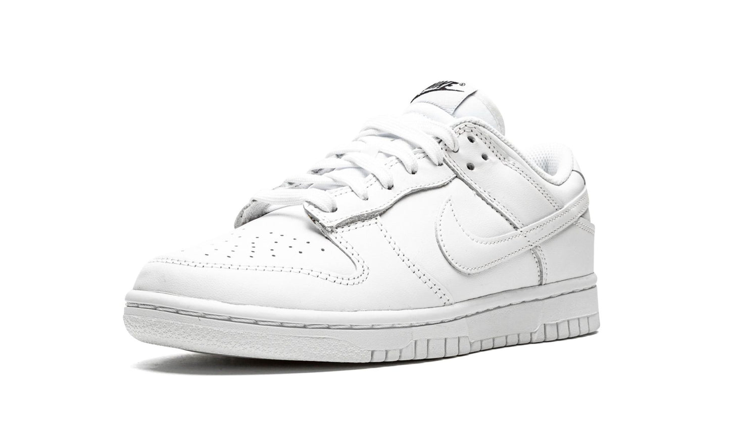 WMNS NIKE DUNK LOW 'TRIPLE WHITE'