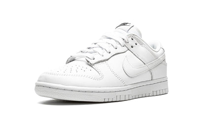 WMNS NIKE DUNK LOW 'TRIPLE WHITE'