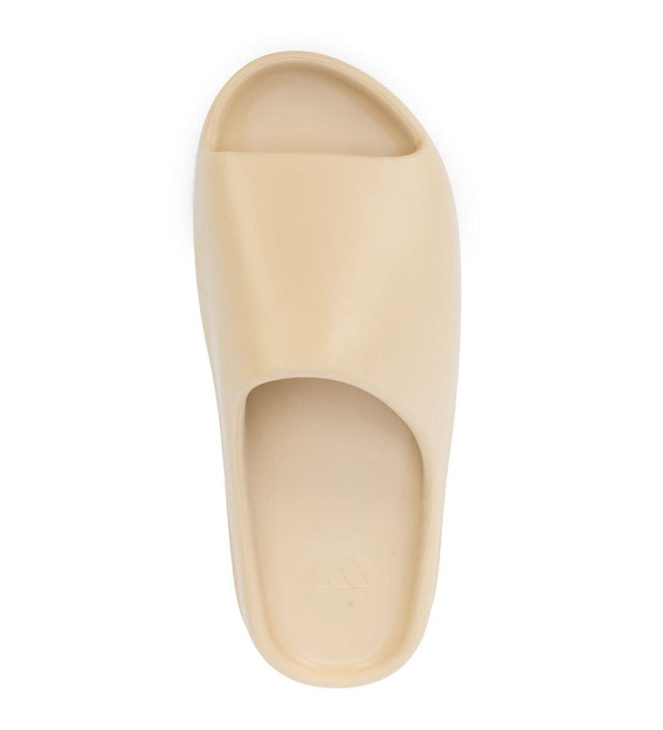 YEEZY Slide “Bone”